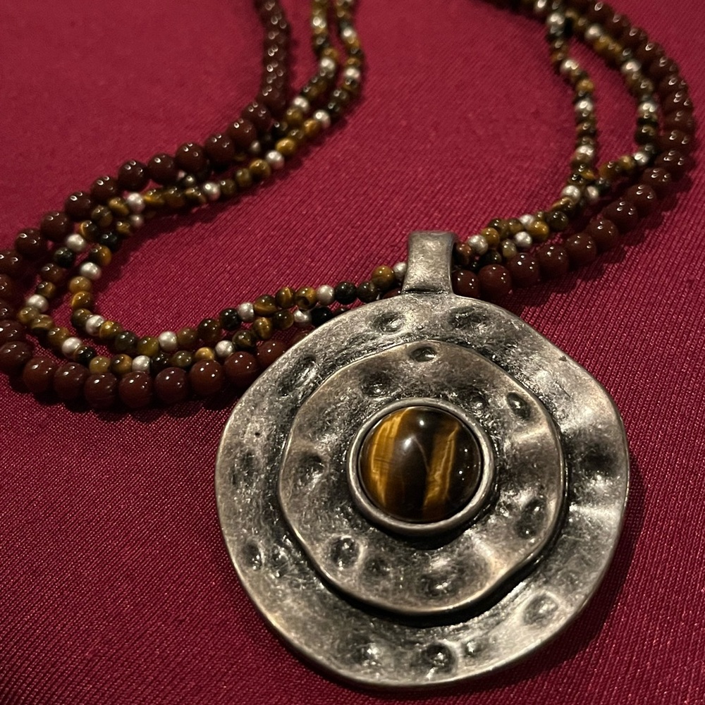 Premier Designs Boutique beaded brown necklace with pendant